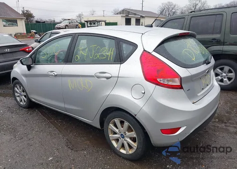 2013 Ford Fiesta Se из США, поврежденный, VIN 3FADP4EJ7DM129531